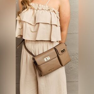 Nicole Lee USA Multi-Pocket Fanny Pack